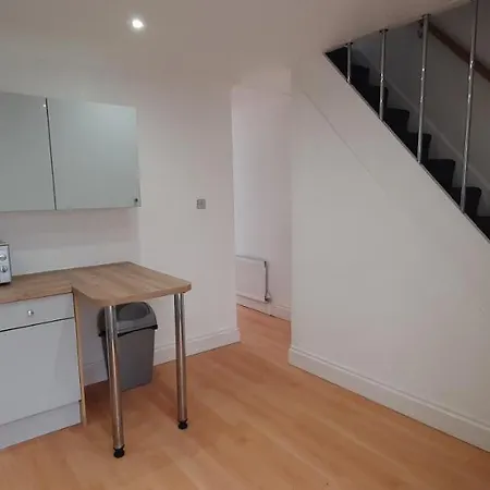 Roomy Dog Friendly Gosport Town House Sleeps 6 Exterior photo